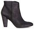 Must have boots with maximum support from Ecco's Shape Collection!