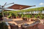 KE for Grand Hotel Baglioni in Florence: Kolibrie shades the terrace of B-Roof restaurant