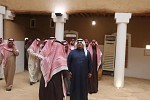 نائب أمير منطقة الرياض يزور متحف الغاط