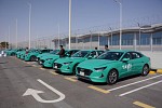 Almajdouie Motors - Hyundai delivers 100 airport taxi with its new identity
