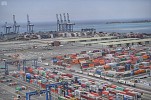 ميناء جدة الإسلامي يواصل استقبال البضائع والمواد الغذائية لضمان وفرة المخزون إلى الأسواق