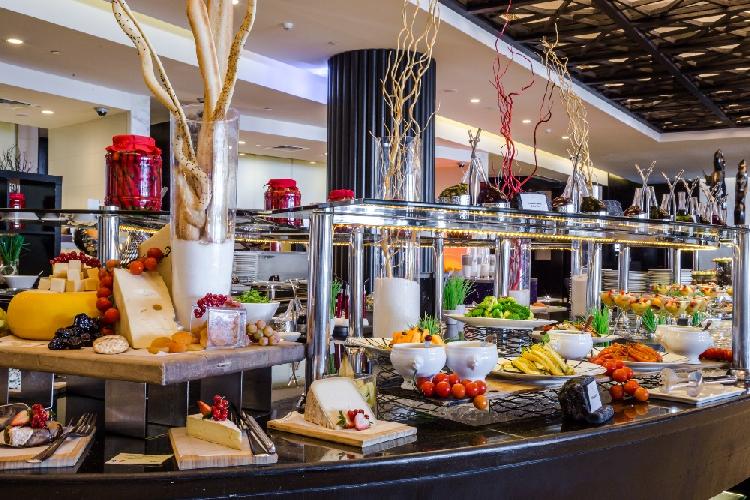 New Late Weekend Breakfast at Sofitel Abu Dhabi Corniche Eye of Riyadh