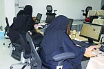 سعوديات عاملات: نظام العمل الجديد.. استقرار وظيفي ومحفز للإنتاج والتطوير العملي 