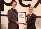 الطيران العُماني يفوز بجائزة أفضل شركة لفئة الأربع نجوم ضمن جوائز APEX  الإقليمية 