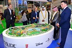 المستثمرون السعوديون يعاينون الفرص المتاحة في معرض 