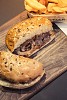 سلسلة المطاعم الباريسية لارتيسون دو برغر تفتتح أول فروعها العالمية في دبي