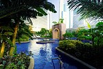 فندق كونراد دبي يقدّم عرضاً لقضاء صيف لا ينسى