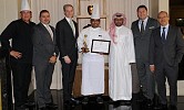 الشيف السعودي أنس مبارك آل سليّم في فندق فورسيزونز الرياض يفوز بجائزة أفضل طاهٍ شاب في جوائز التميّز السياحية 2015