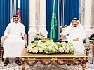 King, Qatari Emir hold talks