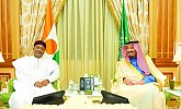 خادم الحرمين يستعرض مع رئيس النيجر العلاقات الثنائية 