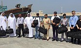 جمارك دبي توزع 500 حقيبة مستلزمات طبية لبحارة وعمال مرفأ ديرة