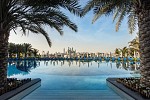 ريكسوس النخلة دبي يحصد جائزة أفضل منتجع  من جوائز الأعمال الإماراتية 2017