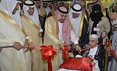 أمير الرياض مفتتحا مستشفى «واحة الصحة»: مركز الملك سلمان الاجتماعي منارة إشعاع