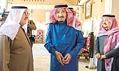 الملك يستعرض مع النائب الأول لرئيس مجلس الوزراء الكويتي العلاقات الأخوية الوثيقة