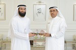مدير عام محاكم دبي يستقبل وفد من دائرة الموارد البشرية لحكومة دبي