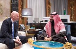 الأمير محمد بن سلمان يلتقي رئيس الفيفا