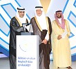 الأمير خالد الفيصل يُكرّم البنك الأهلي لشراكته في 