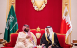 ولي العهد يعقد جلسة مباحثات مع ملك البحرين