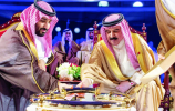 ملك البحرين وولي العهد يدشنان خط أنابيب النفط الجديد بتعاون سعودي - بحريني
