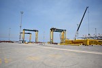 ميناء الملك عبدالله يتسلّم 28 رافعة عملاقة لتوسعة محطات الحاويات إلى ٥ مليون حاوية سنوياً