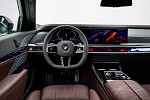 The new BMW 7 Series: automotive luxury and innovations for the digital era.
