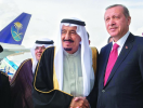 خادم الحرمين يبدأ زيارة رسمية إلى تركيا.. ويشارك بالقمة الإسلامية