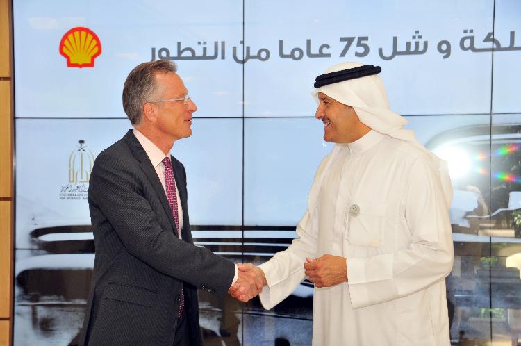 “SAUDIA” photo book marks Shell’s 75 years in The Kingdom - Eye of Riyadh