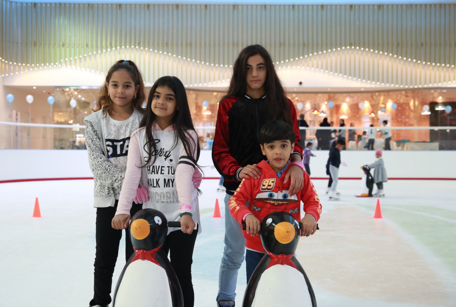 Sharjah Ladies Club Families to enjoy Ice Skating once again