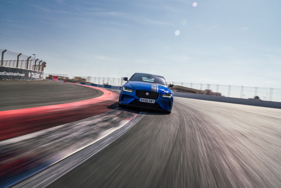 Jaguar Xe Sv Project 8 Sets Dubai Autodrome Lap Record Eye of Riyadh