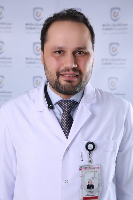 د .عمرو الشافعي والي أخصائي أمراض القلب في مستشفى دله نمار